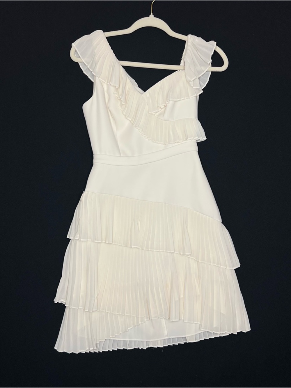 BCBG Max Azria Jordan Women's Ruffled Tiered One Shoulder Evening Dress Size 0
